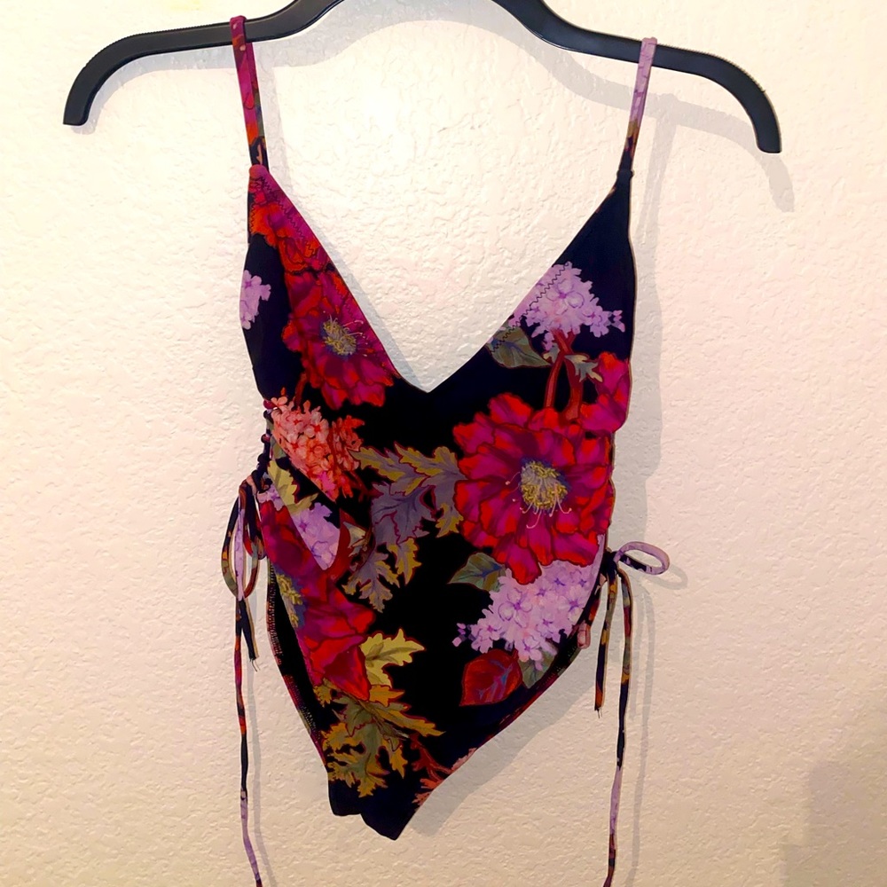 One piece Swimsuit ZARA